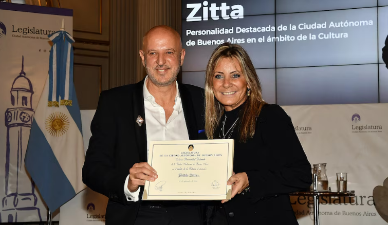 Zitta indumentaria argentina: líneas arquitectónicas, alta costura y lujo funcional